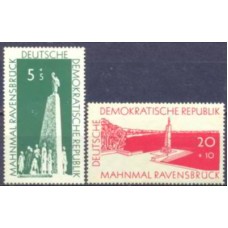 ALO0291N-SÉRIE DIA INTERNACIONAL DA LIBERTAÇÃO - ALEMANHA ORIENTAL - 1957 - N